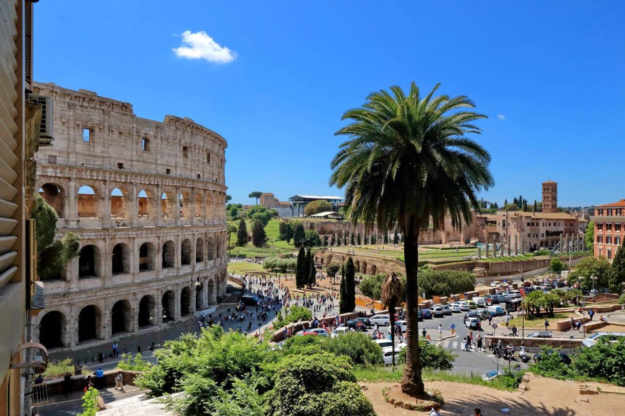 Romance Al Colosseo 2 Luaran gambar