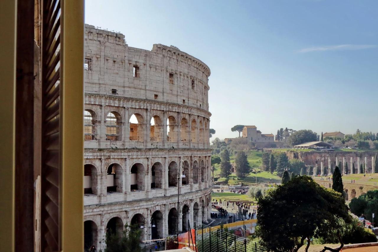 Romance Al Colosseo 2 Luaran gambar